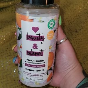 Beauty and Planet Conditioner 13.5 ounce